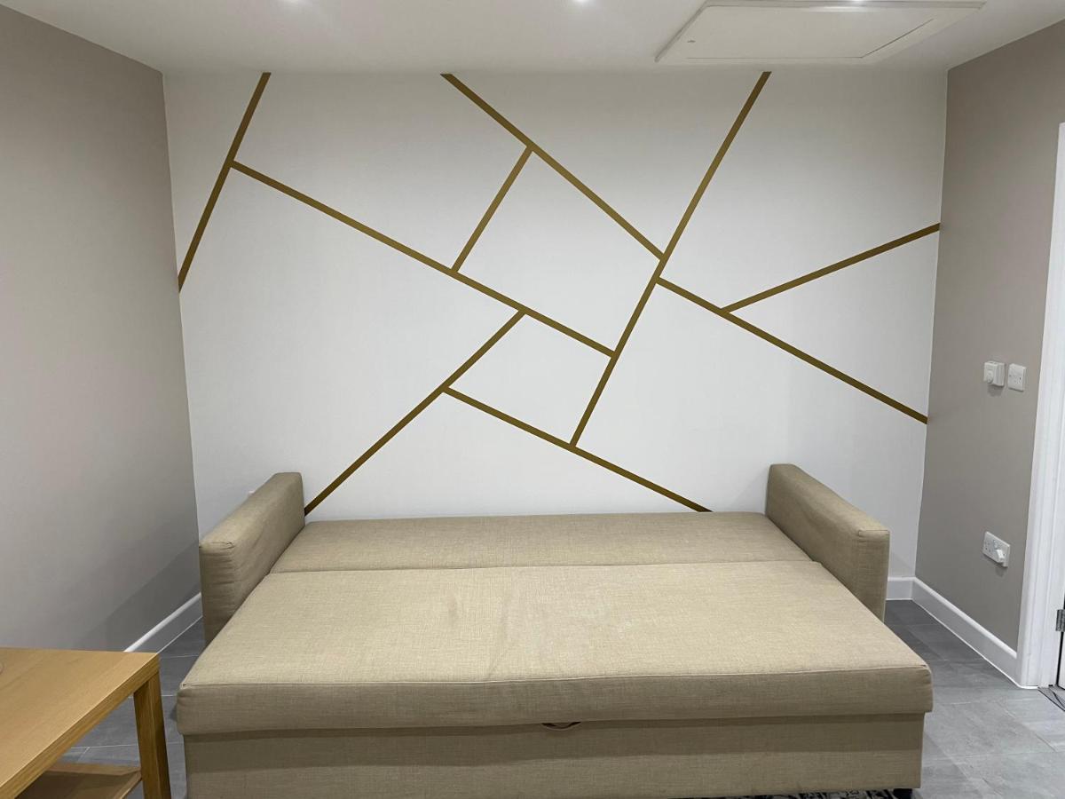 One Bedroom Apartment Goodmayes Esterno foto